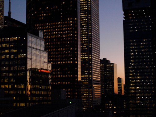 SkyScrapersByNight1